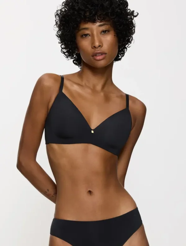 BODY MAKE-UP ESSENTIALS P