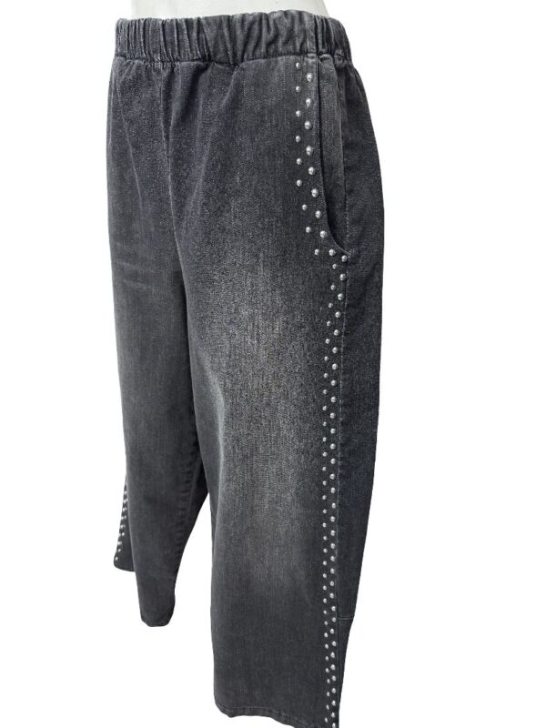 JEANS CURVY CON BORCHIE