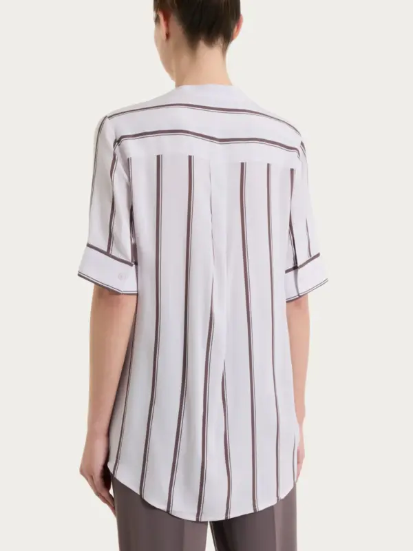 blusa 2 BLUSA A RIGHE SPAZIATE E MANICA CORTA IN ECOSETA